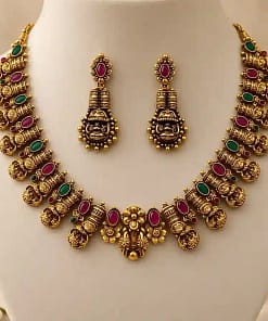 Antique-Style Necklace & Matching Earrings Set 10 Antique-Style Necklace & Matching Earrings Set - Image 3