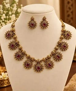 Antique-Style Necklace & Matching Earrings Set