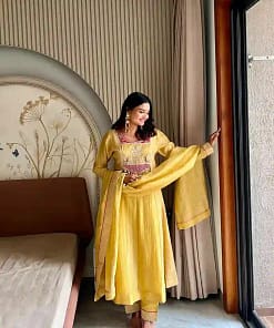 Trending A-Line Cut Salsa Silk 3-Piece Set 26 Trending A-Line Cut Salsa Silk 3-Piece Set - Image 9