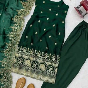Designer Fendy Silk Thread & Sequin Anarkali Set - Image 10