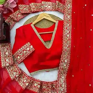 Tibby Silk Thread & Sequins Designer Saree - Image 4