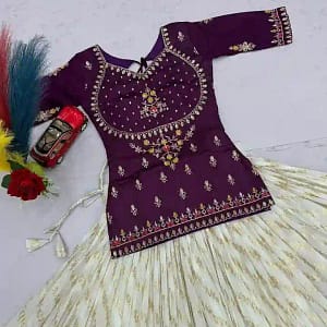 Festival Special Vichitra Silk Lehenga Choli - Image 10