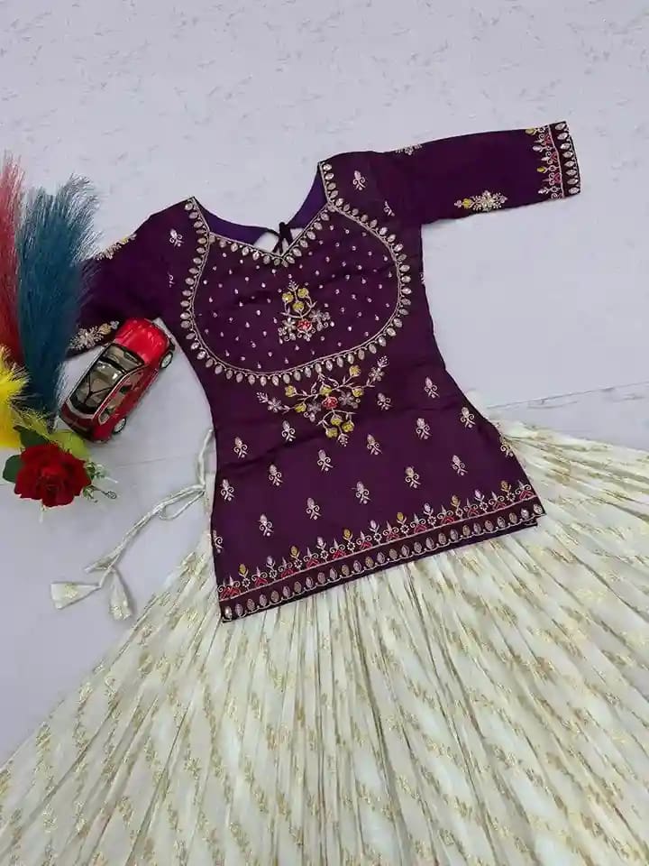 Festival Special Vichitra Silk Lehenga Choli - Image 10
